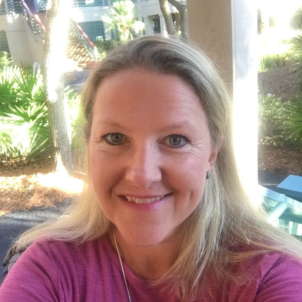 Meet your Posher, Jennifer